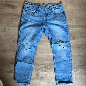 Women’s Vintage Levi’s Distressed Blue Jeans Sz. 31